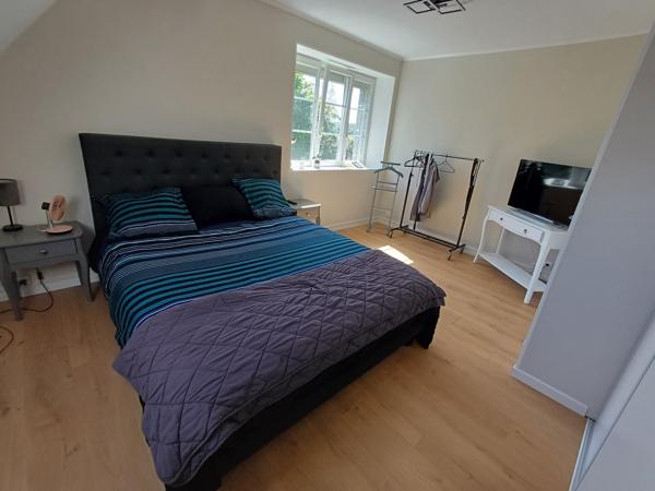 Plougasnou (29630) Plougasnou 5 mn Terenez, belle maison traditionnelle entièrement rénovée sur 3500 m2 de parc arboré.