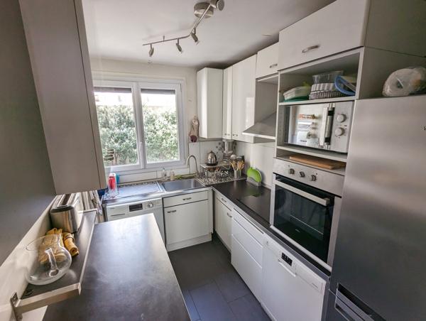 Boulogne-Billancourt (92100) vaste T2 lumineux - 65m² - au coeur de SILLY-GALLIENI - cave - parking