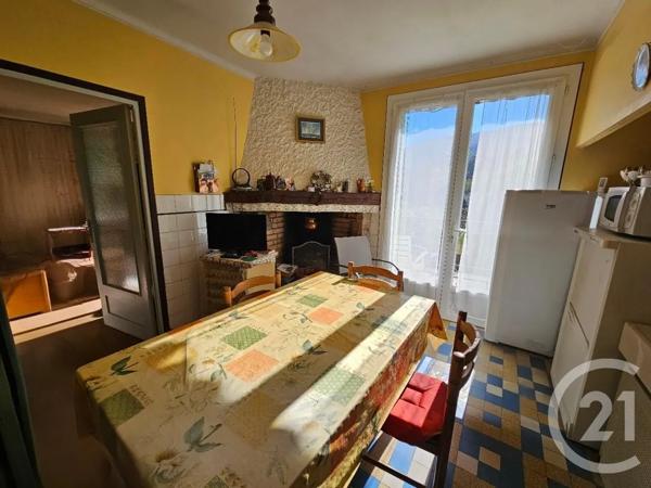 Maison à vendre  5 pièces - 113 m 2   FOIX  - 09