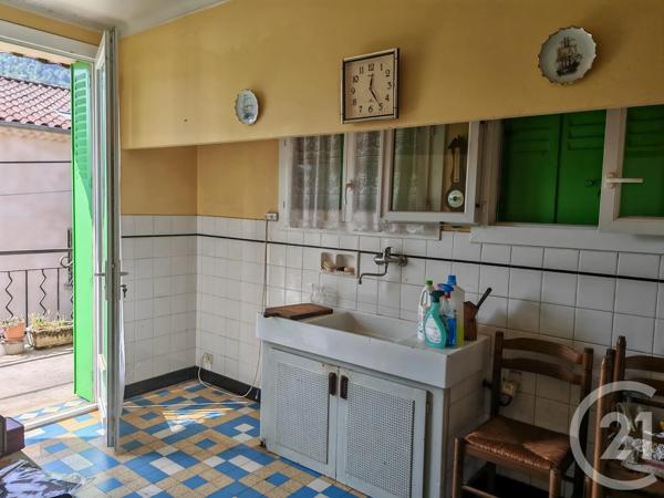 Maison à vendre  5 pièces - 113 m 2   FOIX  - 09