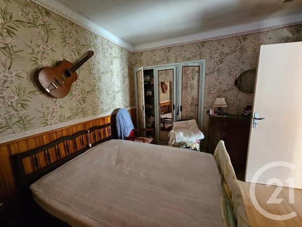 Maison à vendre  5 pièces - 113 m 2   FOIX  - 09