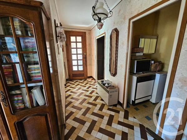 Maison à vendre  5 pièces - 113 m 2   FOIX  - 09