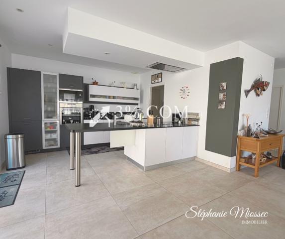 Maison 6 pièce(s) 4 chambre(s) 139 m²