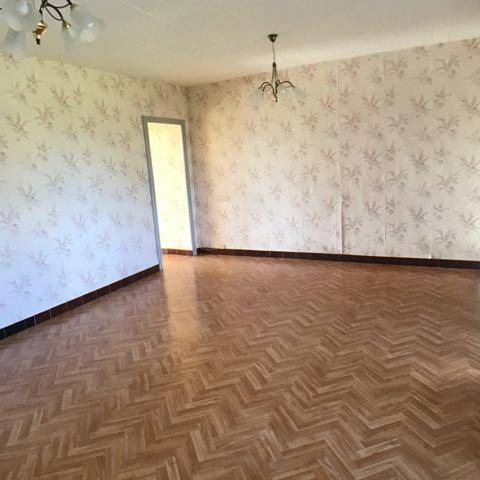 Ste Colombe-sur-Seine, maison de 1847 à rénover , avec terrain de 1400m² Sainte-Colombe-sur-Seine (21400)