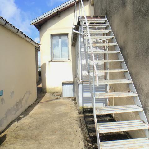 Ste Colombe-sur-Seine, maison de 1847 à rénover , avec terrain de 1400m² Sainte-Colombe-sur-Seine (21400)