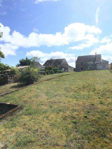 Ste Colombe-sur-Seine, maison de 1847 à rénover , avec terrain de 1400m² Sainte-Colombe-sur-Seine (21400)