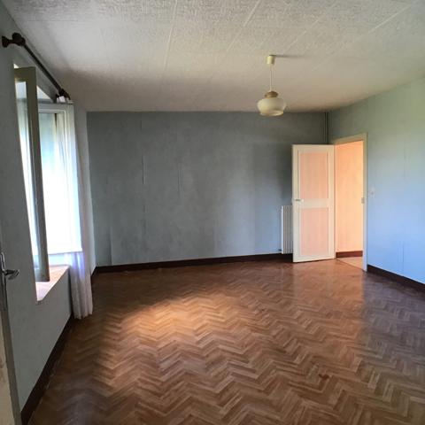 Ste Colombe-sur-Seine, maison de 1847 à rénover , avec terrain de 1400m² Sainte-Colombe-sur-Seine (21400)