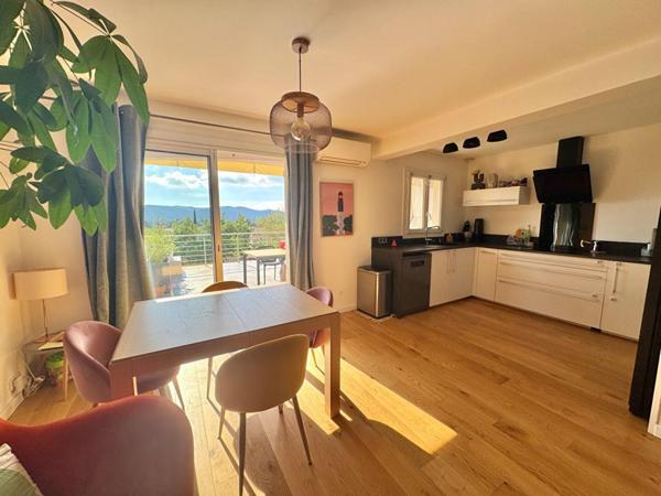 Maison à vendre 4 pièces à Bormes-les-mimosas