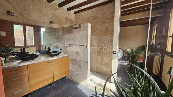 Maison de 215 m²