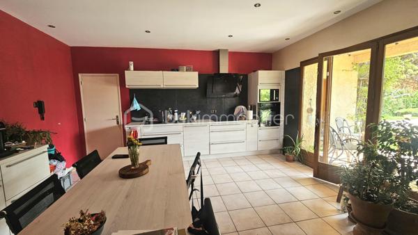 Maison de 215 m²