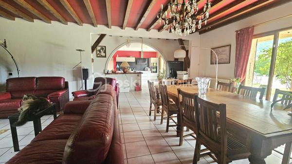Maison de 215 m²