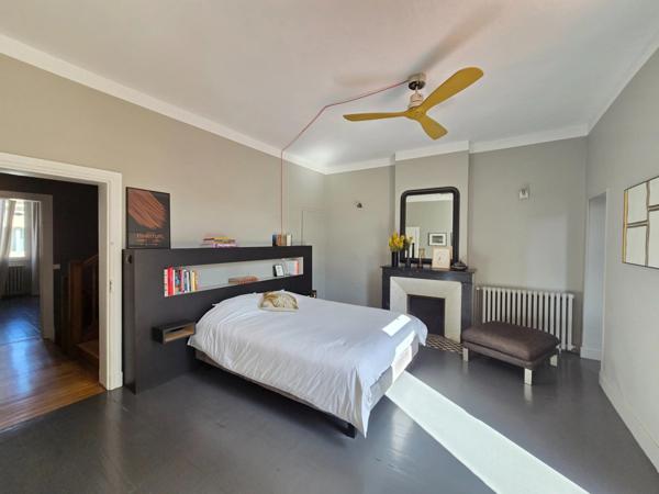 Centre-ville d’ALBI, maison familiale avec jardin et piscine, 6 chambres