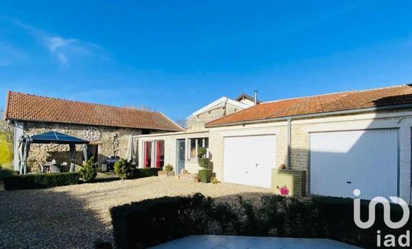 Maison traditionnelle 5 pièces de 200 m² à Mareuil-lès-Meaux (77100)