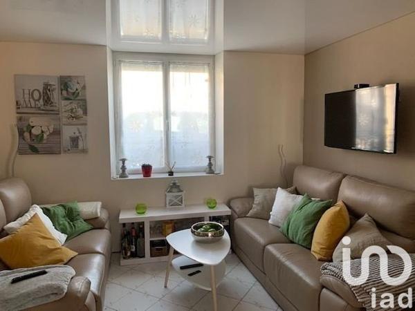 Maison traditionnelle 5 pièces de 200 m² à Mareuil-lès-Meaux (77100)