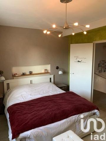 Maison traditionnelle 5 pièces de 200 m² à Mareuil-lès-Meaux (77100)