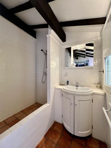 Malaucène (84340) COUP DE COEUR! MAISON PROVENCALE DE CARACTERE NICHÉE DANS UN ECRIN DE VERDURE