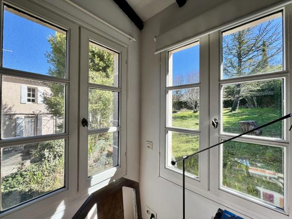 Malaucène (84340) COUP DE COEUR! MAISON PROVENCALE DE CARACTERE NICHÉE DANS UN ECRIN DE VERDURE