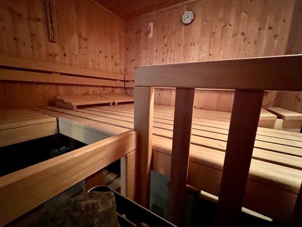 Malaucène (84340) COUP DE COEUR! MAISON PROVENCALE DE CARACTERE NICHÉE DANS UN ECRIN DE VERDURE