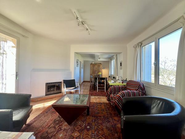 Malaucène (84340) COUP DE COEUR! MAISON PROVENCALE DE CARACTERE NICHÉE DANS UN ECRIN DE VERDURE