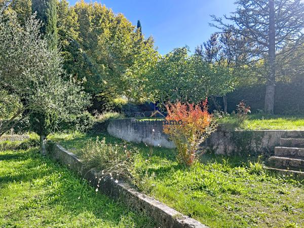 Malaucène (84340) COUP DE COEUR! MAISON PROVENCALE DE CARACTERE NICHÉE DANS UN ECRIN DE VERDURE