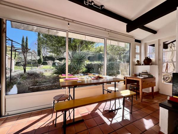 Malaucène (84340) COUP DE COEUR! MAISON PROVENCALE DE CARACTERE NICHÉE DANS UN ECRIN DE VERDURE