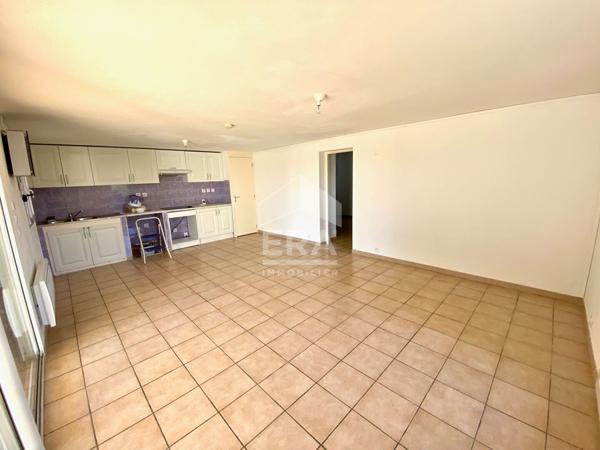 EXCLUSIVITÉ -Les Pennes Mirabeau- Bas de Villa T3 de 67 m2 sur parcelle de 250m²