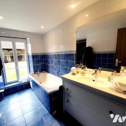 Maison ancienne antièrement rénovée