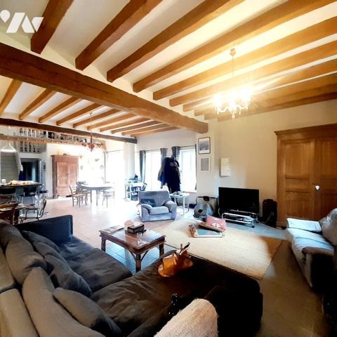 Maison ancienne antièrement rénovée