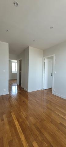 Saint-Germain-en-Laye (78100) 3 Pièces 49m² RUE DE POISSY - ST GERMAIN EN LAYE