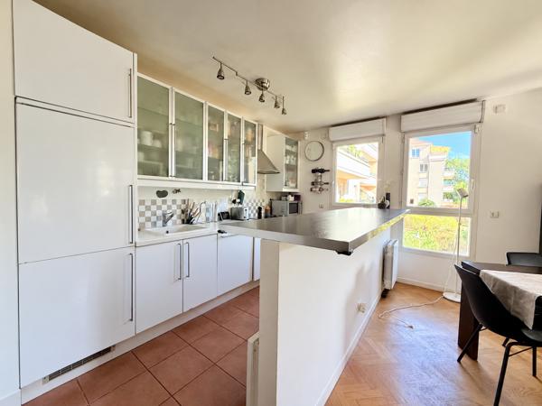 EXCLUSIVITE appartement 3 pièces 66.76 378 000 € - Référence  1006