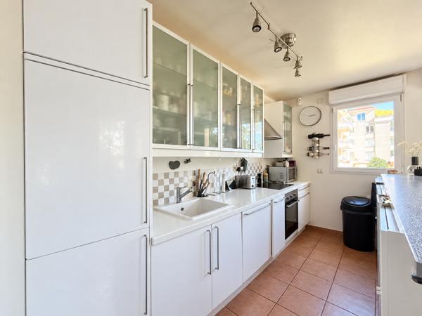 EXCLUSIVITE appartement 3 pièces 66.76 378 000 € - Référence  1006
