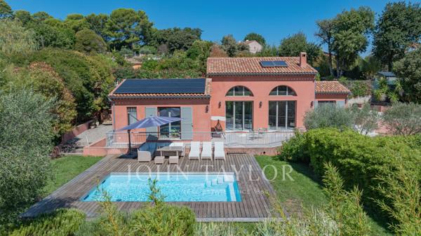 Vallauris ravissante villa d'architecte