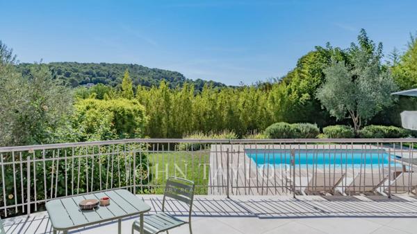 Vallauris ravissante villa d'architecte
