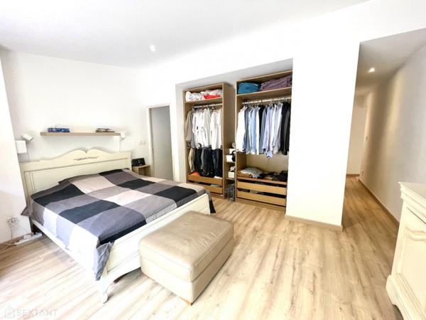 Villa 7 pièces, 219 m2