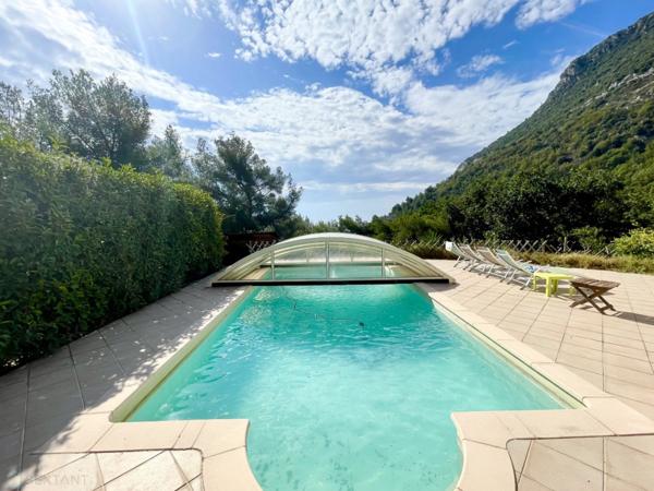 Villa 7 pièces, 219 m2