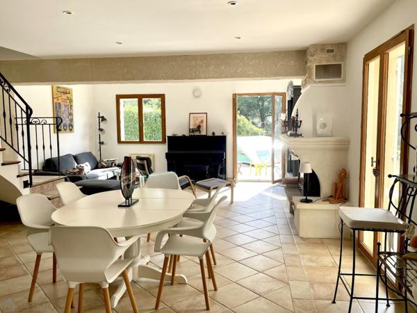 Villa 7 pièces, 219 m2