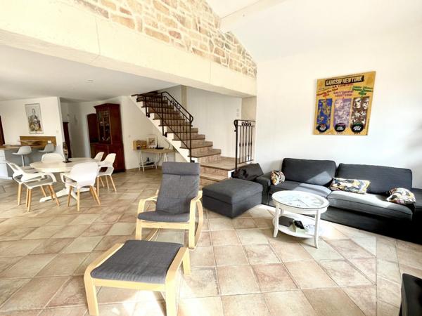 Villa 7 pièces, 219 m2