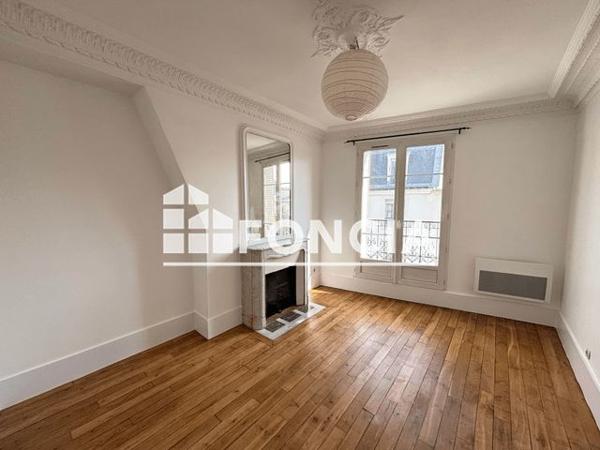 Location Appartement 3 pièces 53.83 m² - Paris 75018