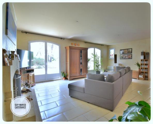 Maison à vendre 5 pièces LE THOLONET (13)