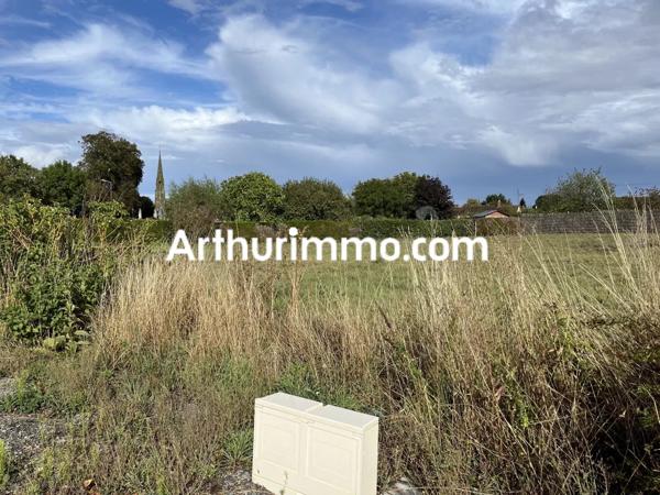 Vente                                                      Terrain
                        
                                         722 m2                     à Mauléon