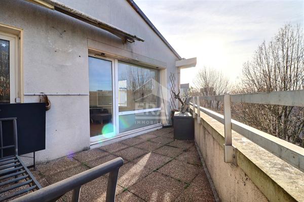 Appartement La Courneuve 2 pièce(s) 49 m2