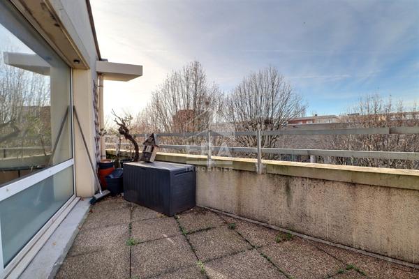 Appartement La Courneuve 2 pièce(s) 49 m2