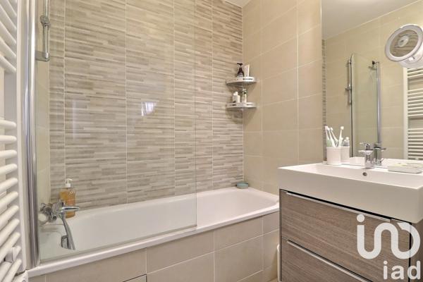 Appartement à vendre 4 pièces 88 m² Bougival