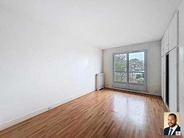 Appartement Meudon 104m( 4 pièces + 2 caves + Parking)