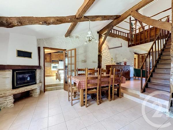Maison à vendre  4 pièces - 192 m 2   MONTPON MENESTEROL  - 24
