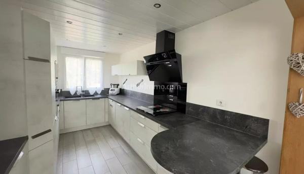 Vente Maison 6 pièces 130 m2 à Saint-Fargeau-Ponthierry