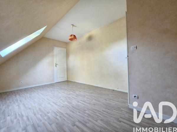 Maison à vendre 5 pièces 135 m² Saint-Pierre-du-Lorouër