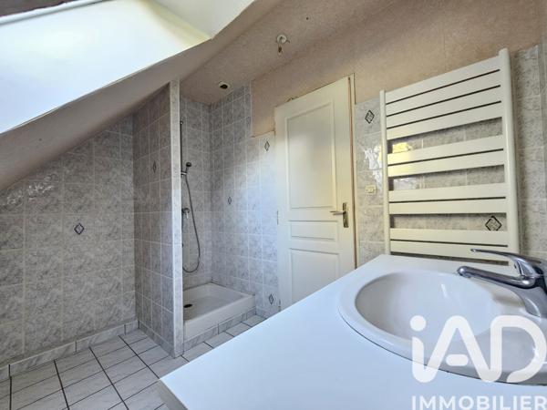 Maison à vendre 5 pièces 135 m² Saint-Pierre-du-Lorouër