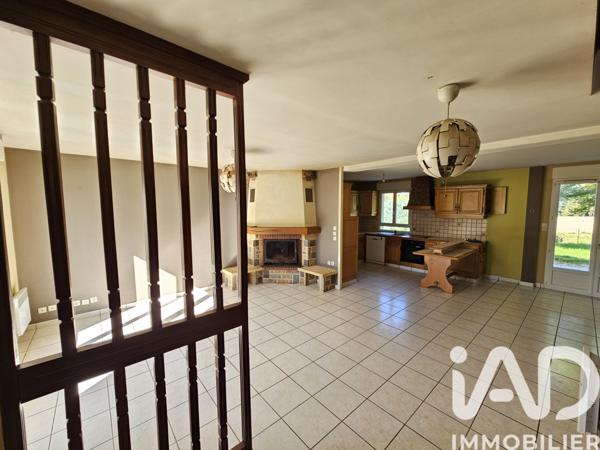 Maison à vendre 5 pièces 135 m² Saint-Pierre-du-Lorouër