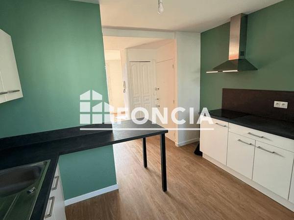 À vendre Appartement 5 pièces 74.56 m² - Pau 64000